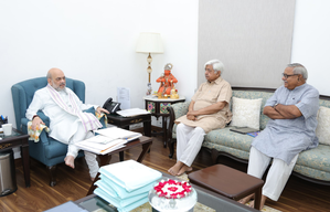 VHP Leaders Met Amit Shah